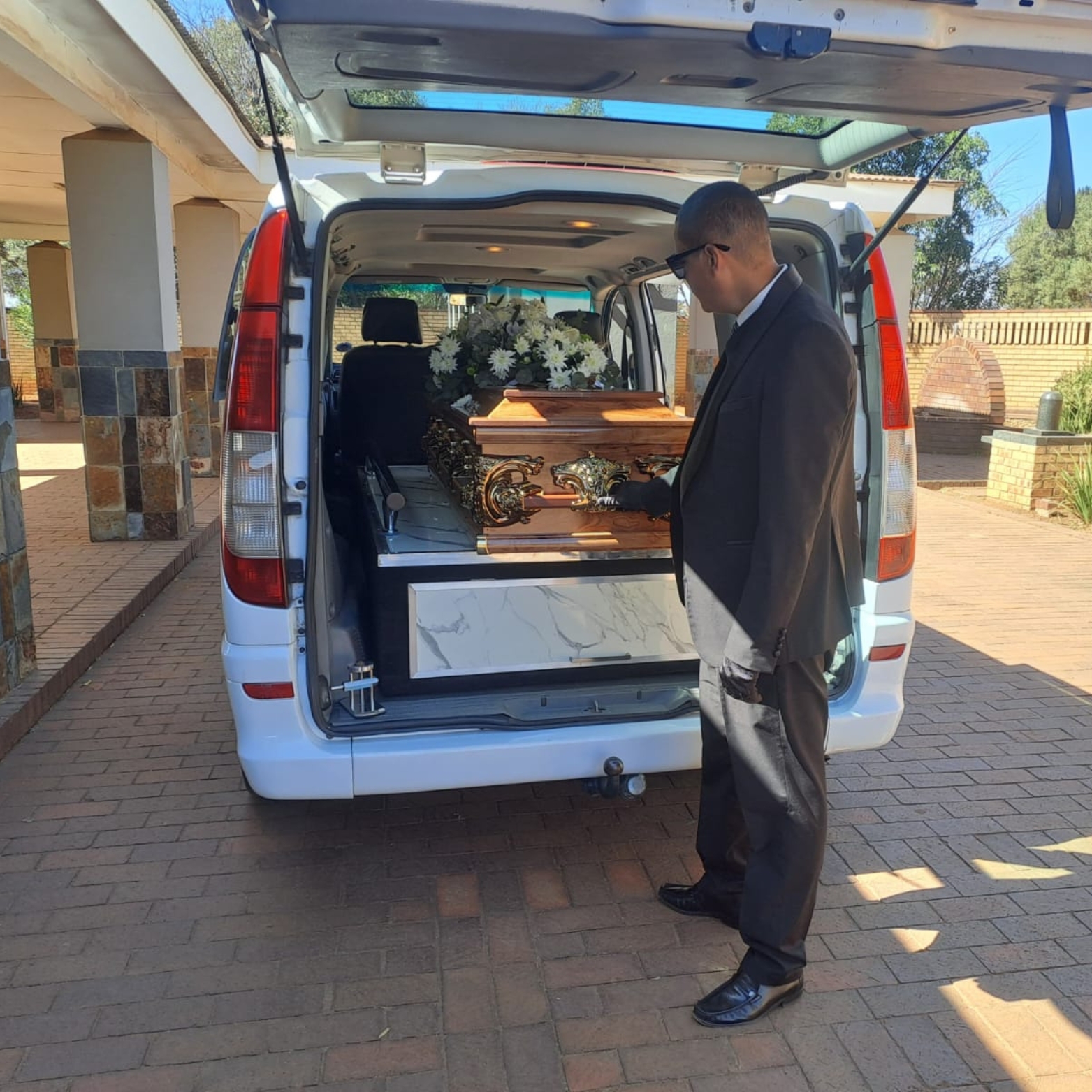 SB Logo (Hearse)14 SB Logo (Hearse)14